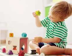 Battat - Wooden Shape Sorter Cube