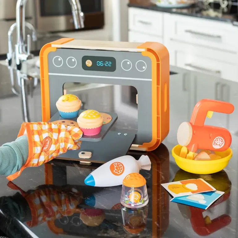 Fat Brain - Pretendables Bakery Set