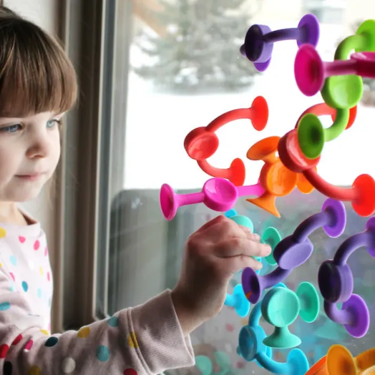 Fat Brain - Squigz 2.0 - 36Pcs