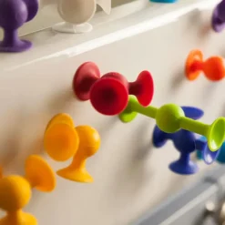 Fat Brain - Squigz 24pc Starter Set
