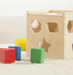 Melissa & Doug - Shape Sorting Cube