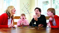 Melissa & Doug - Suspend Game