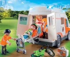 Playmobil - Hospital Ambulance With Flashing Lights (70049)