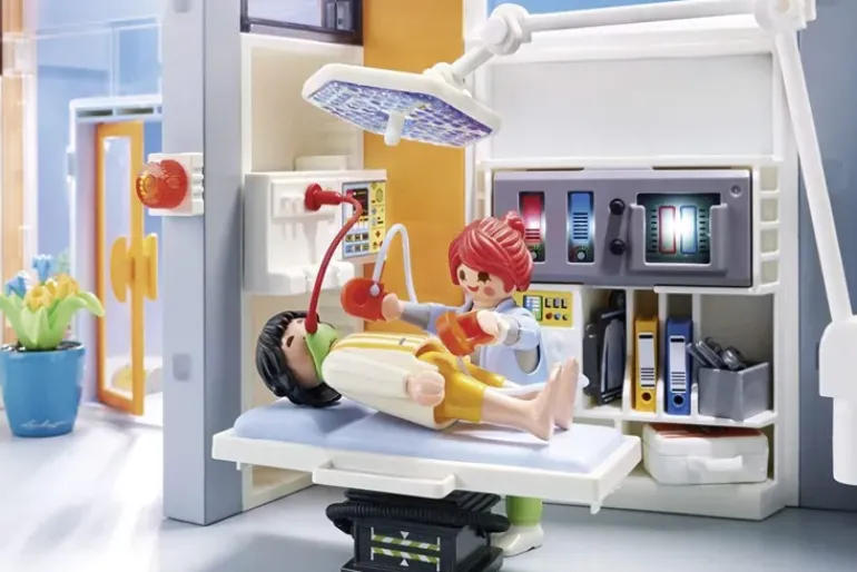 Playmobil - Large Hospital (70190)