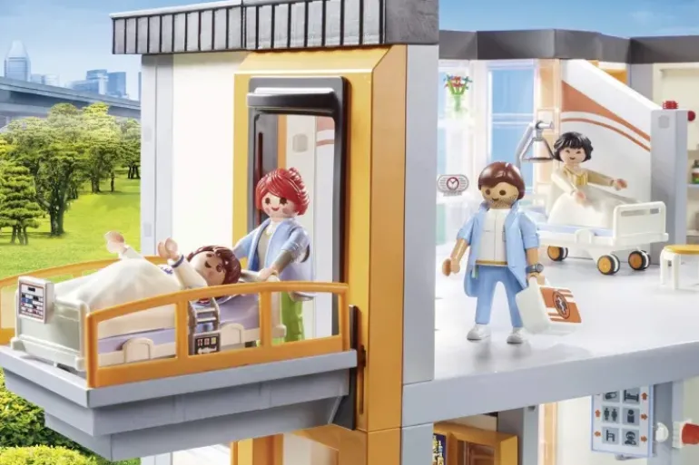 Playmobil - Large Hospital (70190)