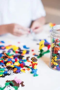 Plus Plus Puzzles - Basic Pack - 300 Pcs